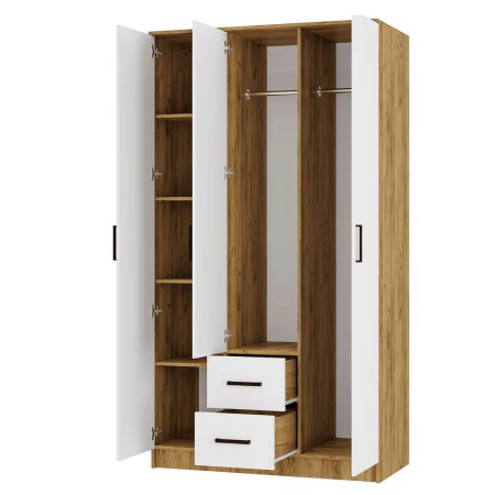 Трёхстворчатые распашные шкафы