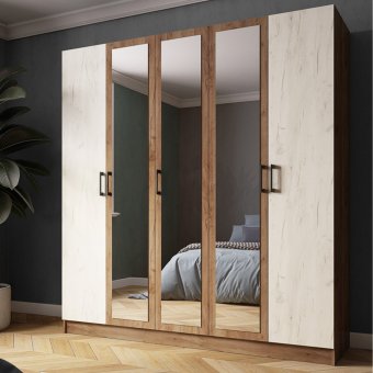 Четырехстворчатые распашные шкафы